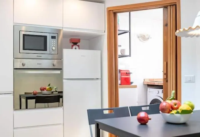 Aurelia 30- Cozy Flat